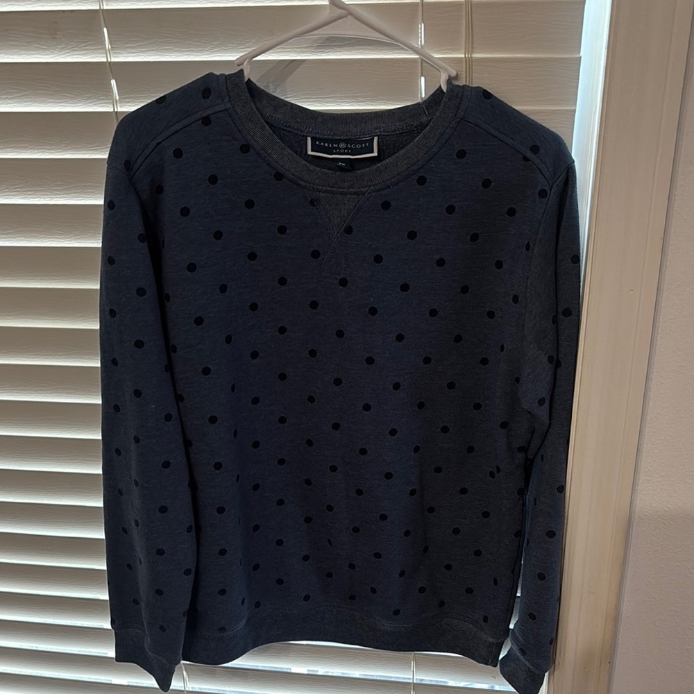 Karen Scott sweatshirt size PM